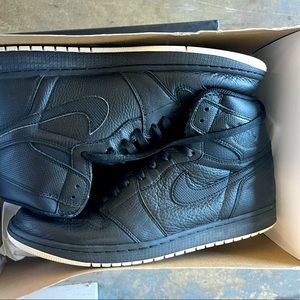 2017
Air Jordan 1 Retro High OG 'Perforated